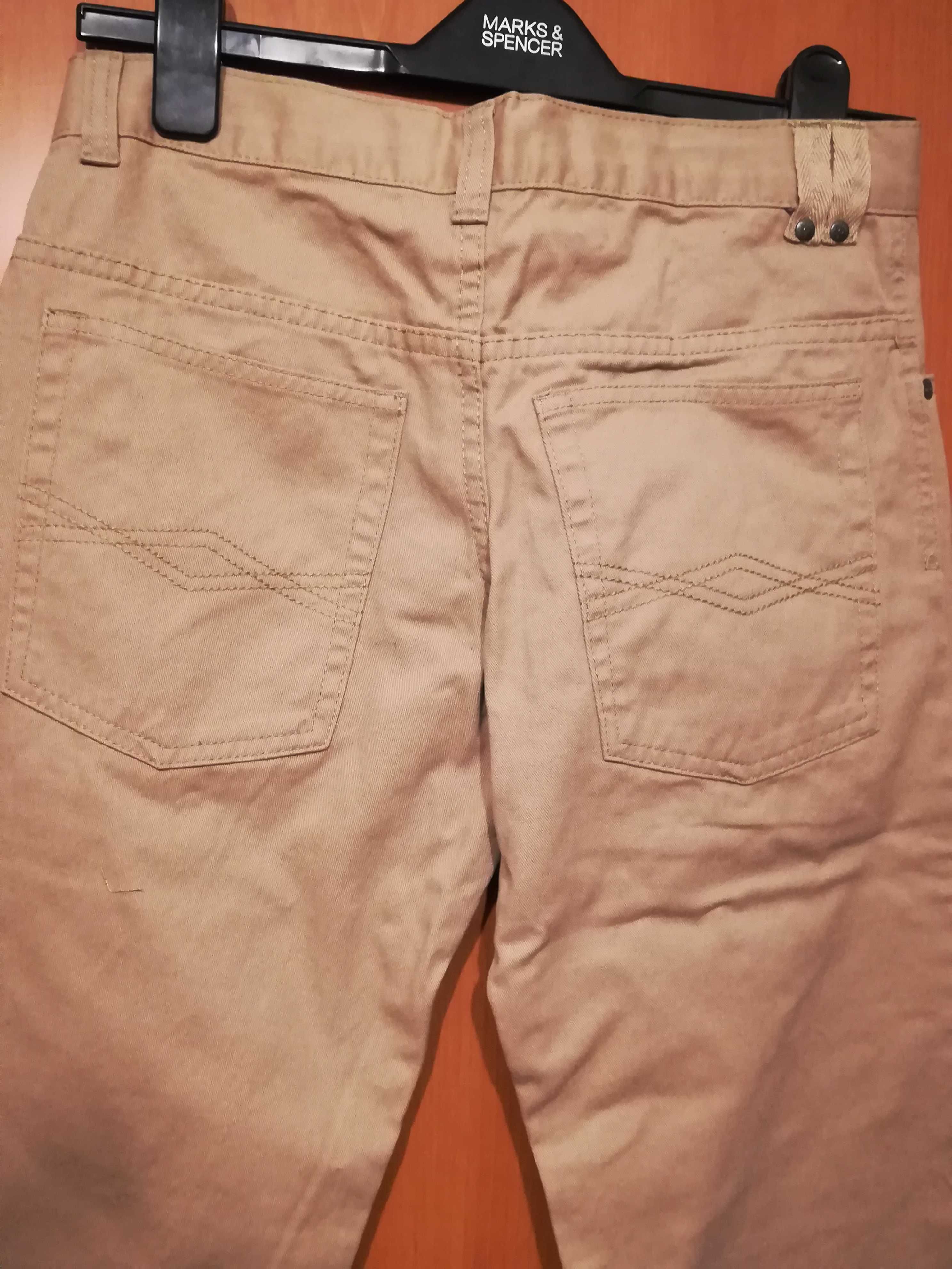 spodnie chłopięce 100% bawełna/twill jasny brąz lub khaki; 156-167 cm