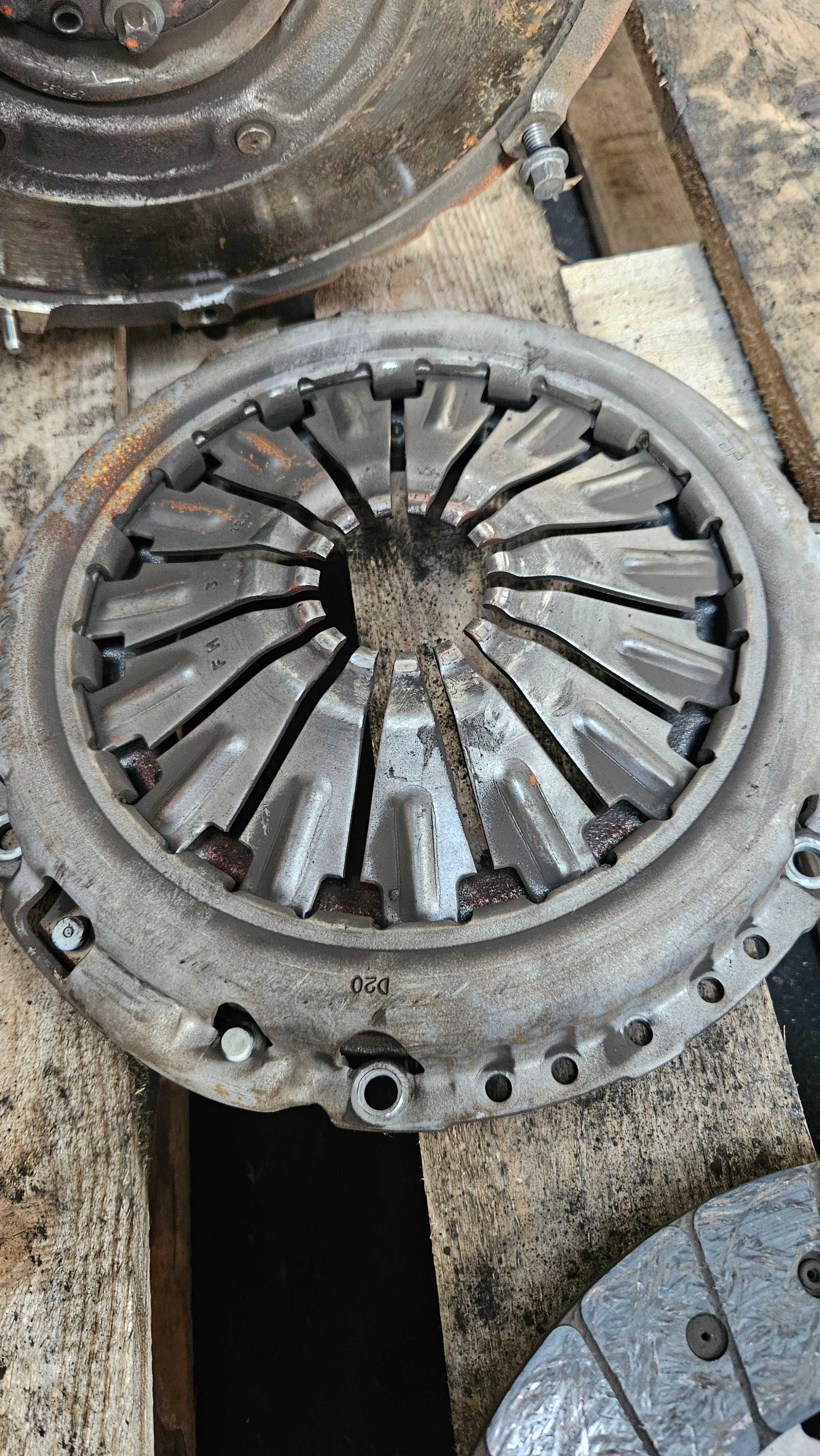 Sprzęgło koło dwumasowe tarcza docisk Ford Focus 1.0 Ecoboost Siedlce