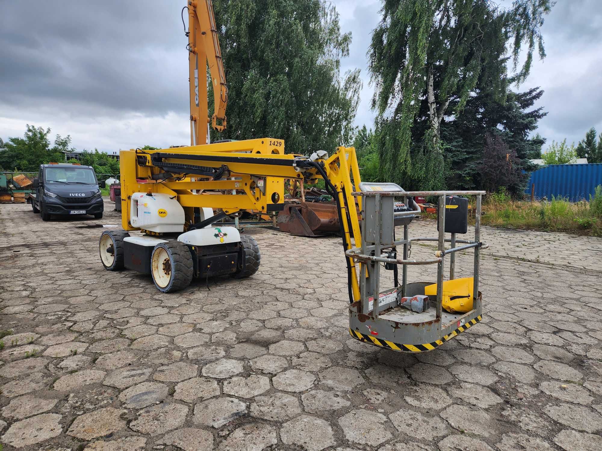 zwyżka podnośnik koszowy podest ruchomy niftylift, genie ,jlg,haulotte
