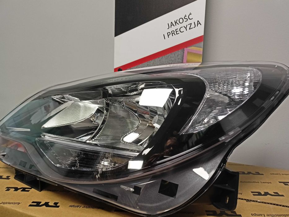 Opel Corsa D 11- Lampa/Reflektor przód lewy Czarny H7/H1
