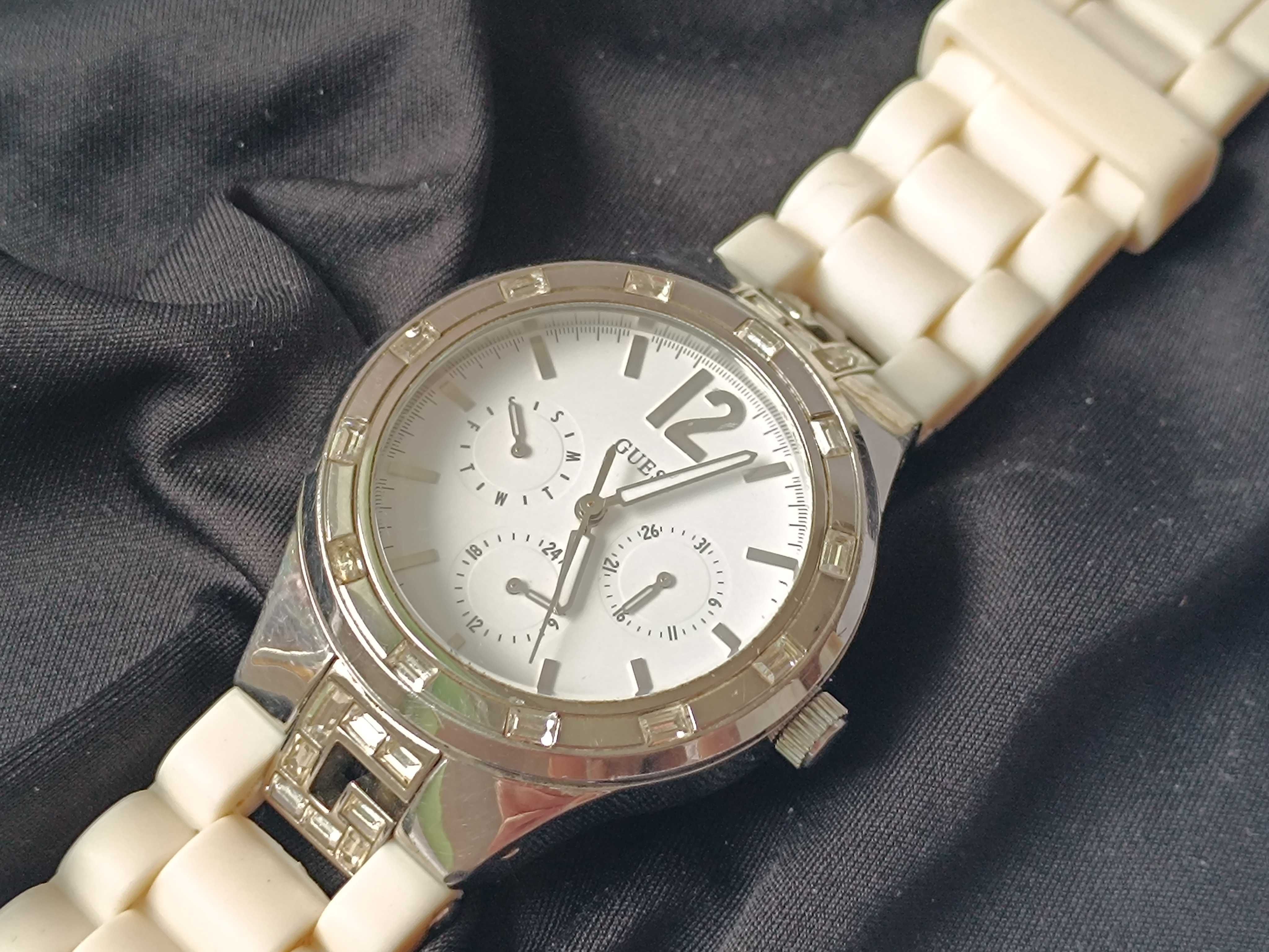 Наручные часы Guess рабочие