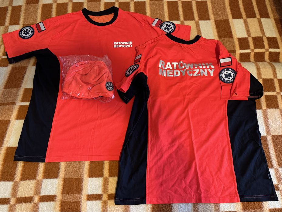 Dwie robocze koszulki dla ratownika  med plus czapka zimowa ~ Nowe