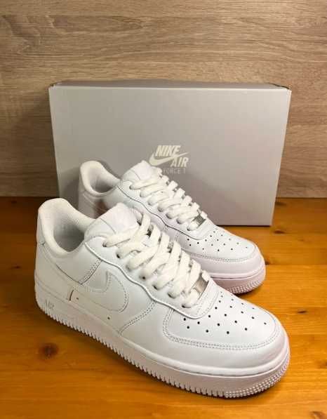 Buty meskie Mokasyny Nike_ Air_ Force_ 1_ Low '07_ Biały R.41