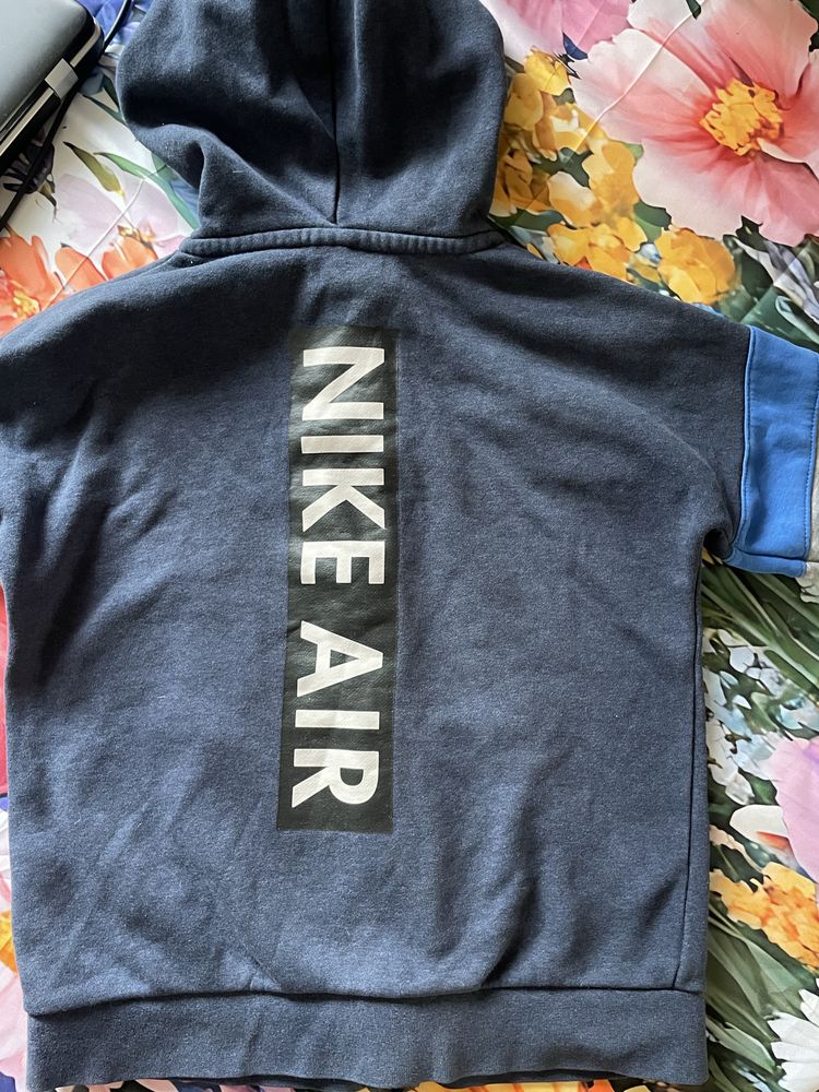 Rozpinana bluza z kapturem NIKE 10/12lat