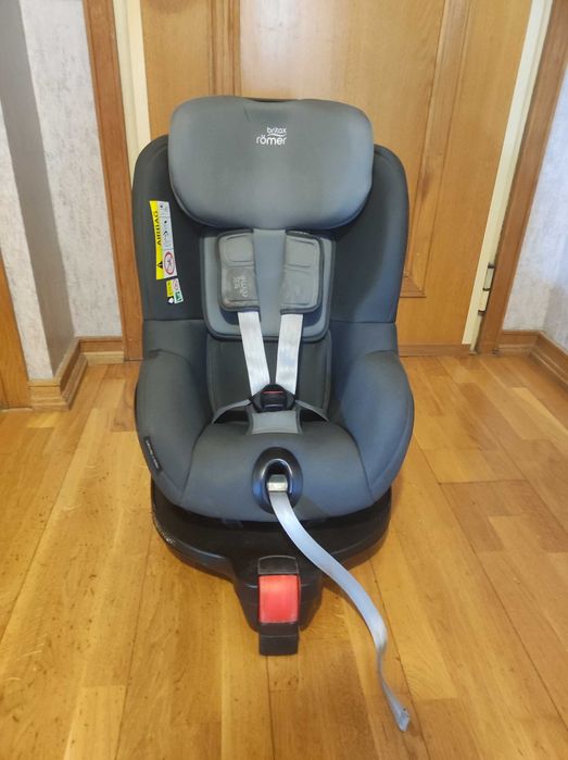 Cadeirinha auto Britax Romer Dualfix M i-Size – impecável