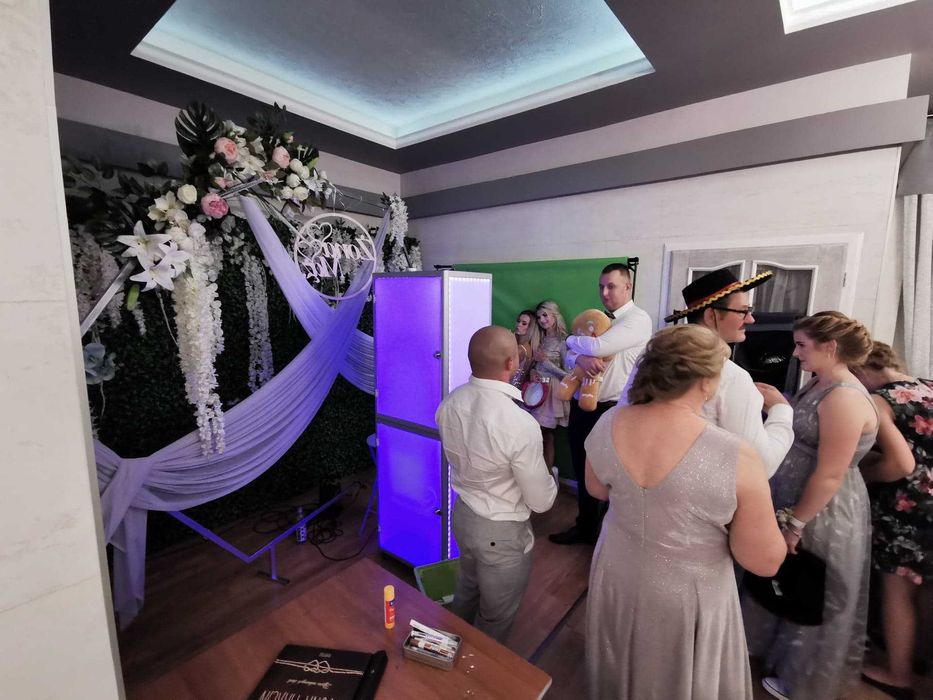 Atrakcje All-in fotobudka 360 fotolustro ciężki dym love miłość iskry