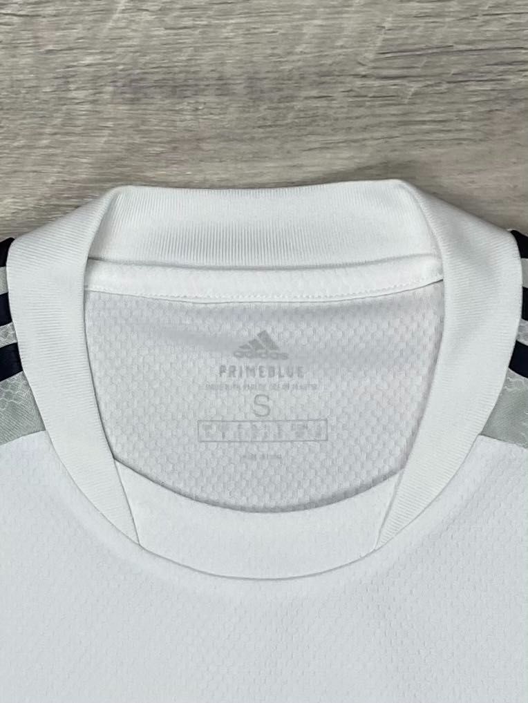 Adidas primeblue безрукавка s размер спортивная белая оригинал