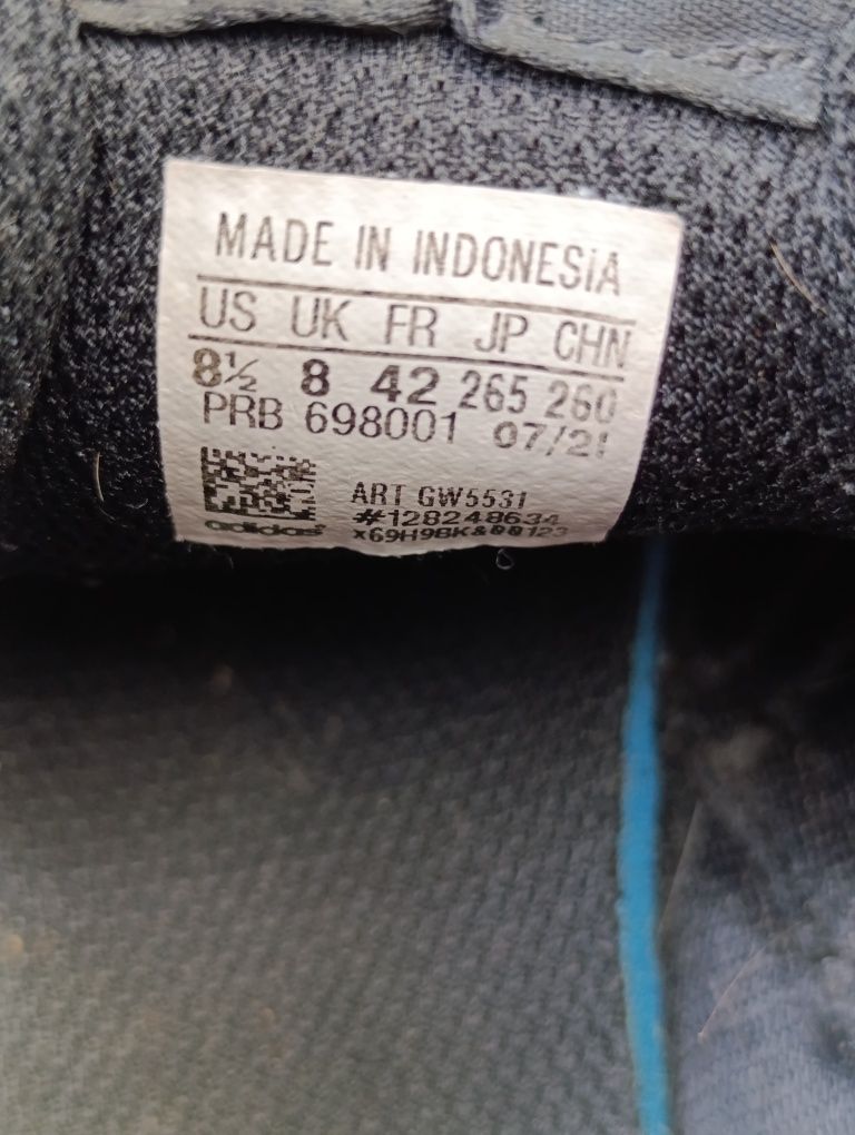Adidas zx750 41p. Чоловічі трекінгові кросівки water proof.