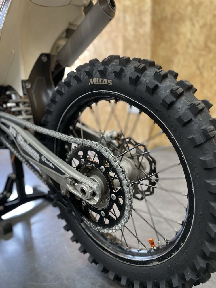 Ktm sx 125.