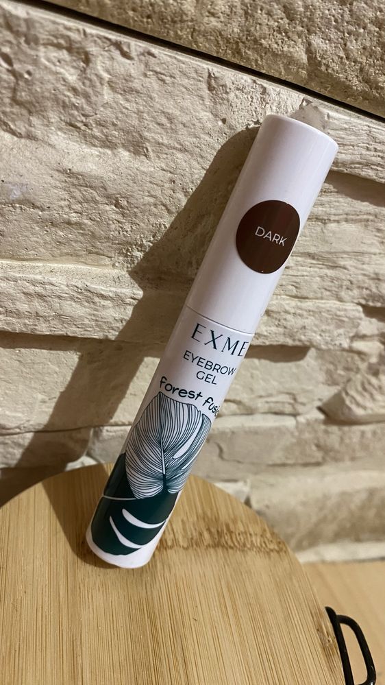 Żel do brwi w szczoteczce  Dark ciemny Eyebrow gel