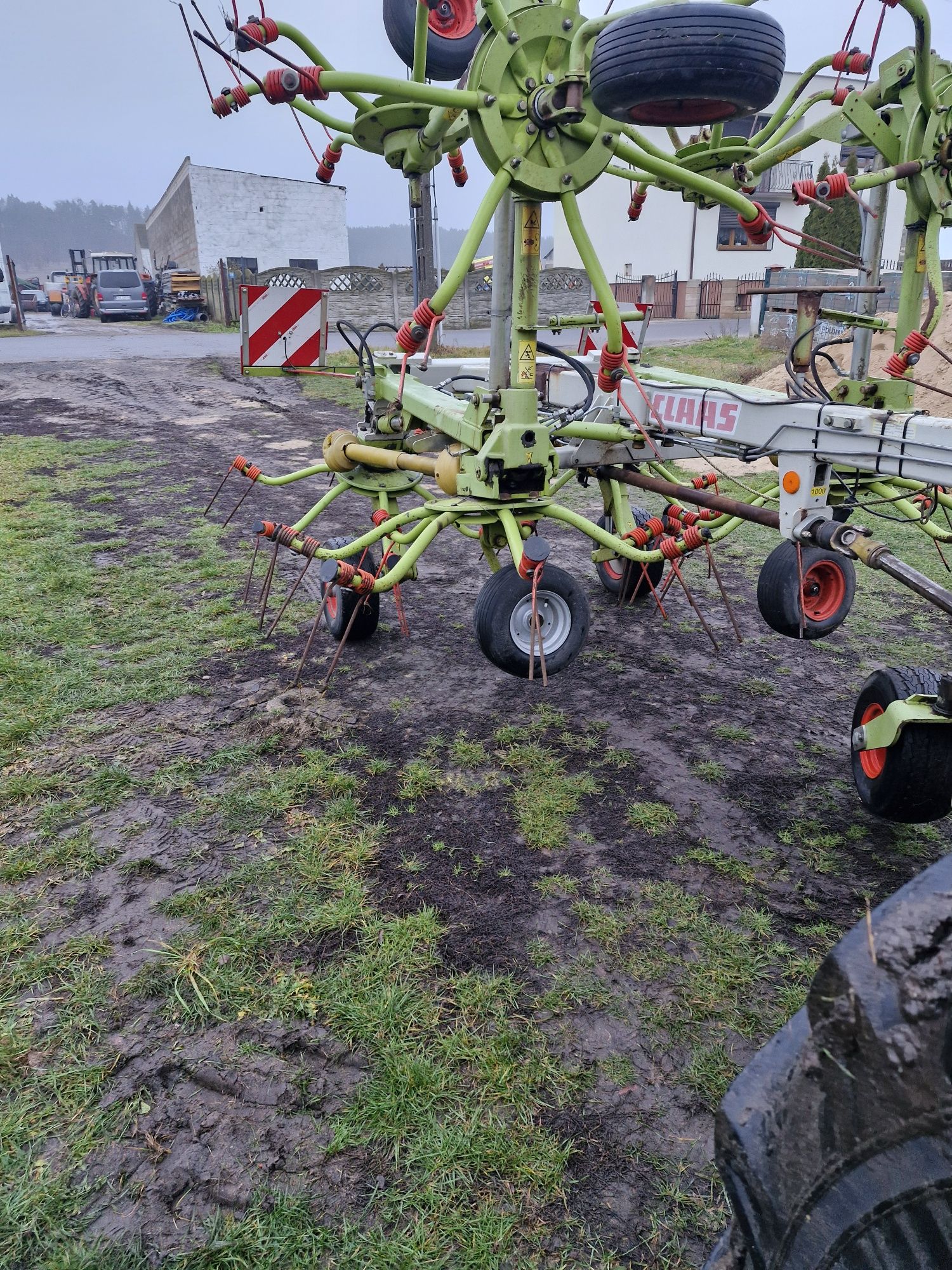 Sprzedam przetrzasarke claas volto 1050t