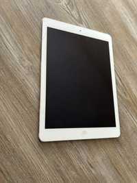 Планшет IPad Apple A 1475