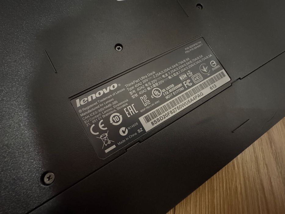 Stacja dokująca ThinkPad 40A2 Lenovo Ultra dock, zasilacz 65 W. Hdmi