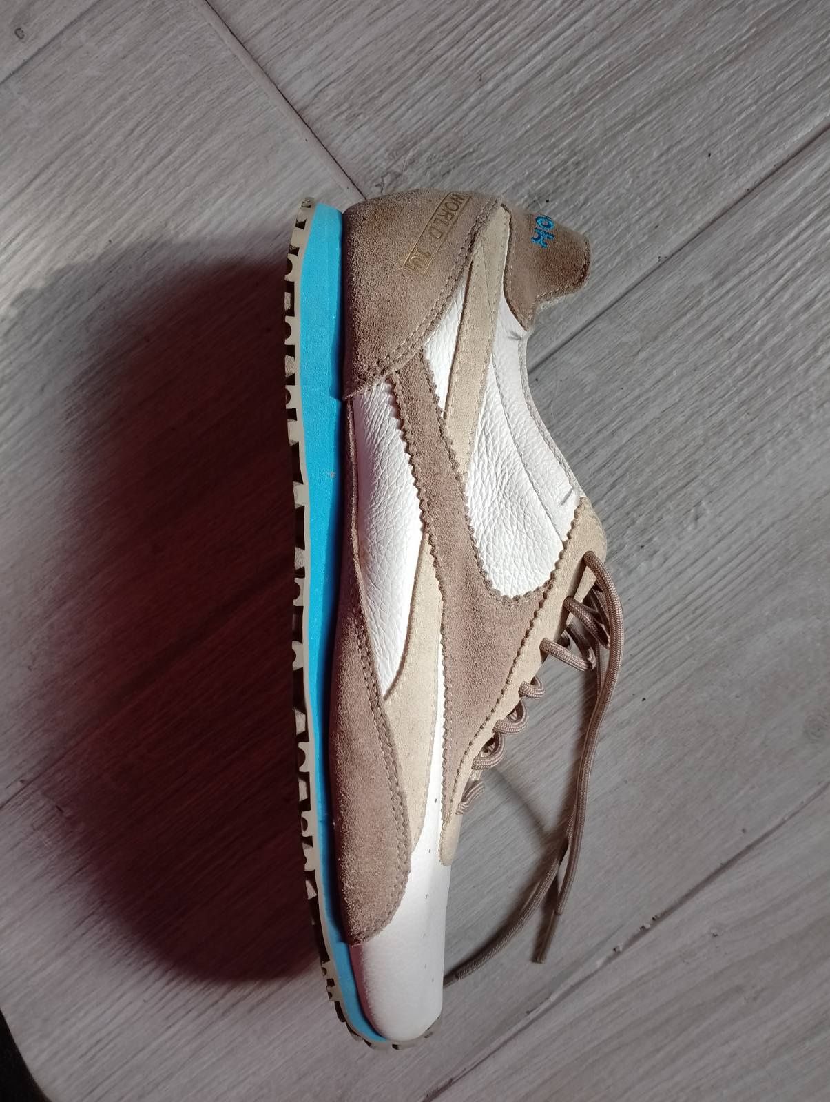 New Reebok женские 37.5