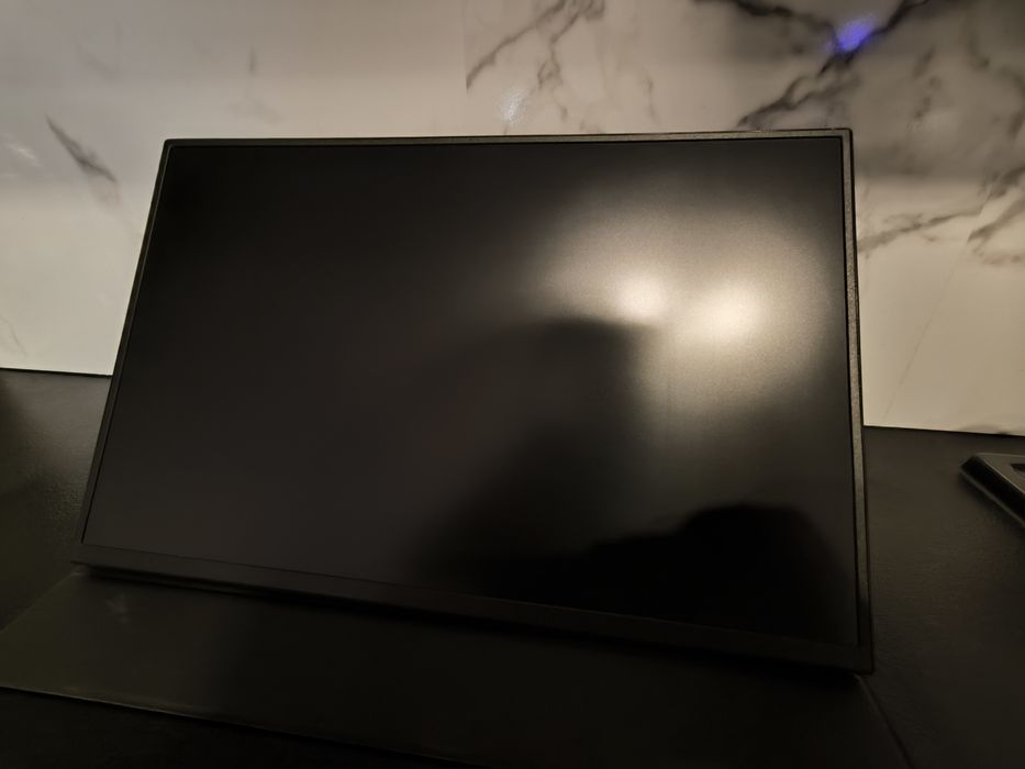 Przenośny monitor Uperfect 16" 2K 120Hz FreeSync Matowy Ekran do Gier