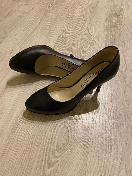 But-s czółenka, czarne, rozmiar 40 (39)