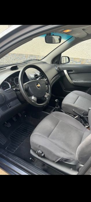 Vendo Chevrolet aveo completo