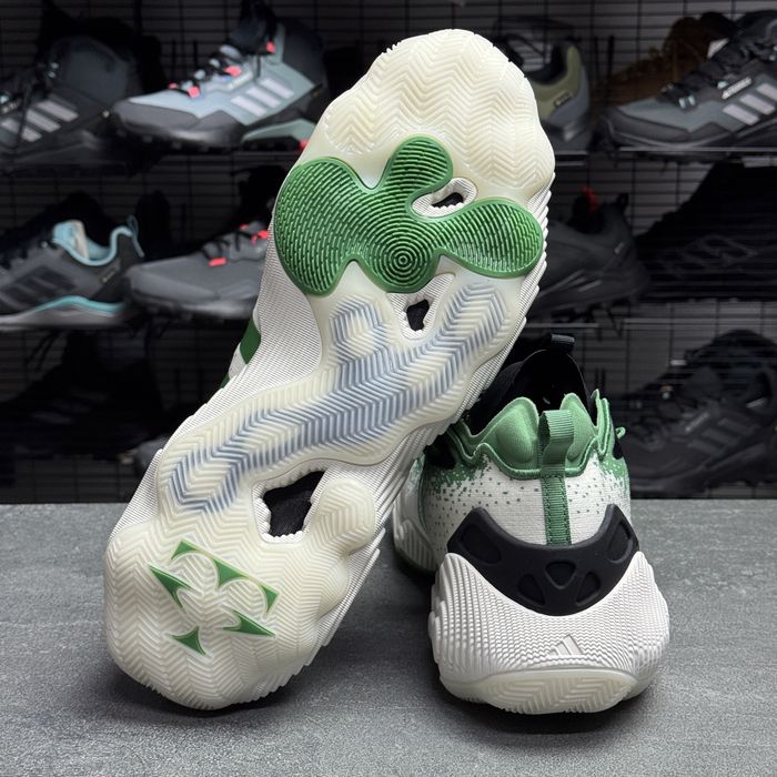 Баскетбольні кросівки Adidas Trae Young 3 IE2703 ОРИГІНАЛ 44.5/45р