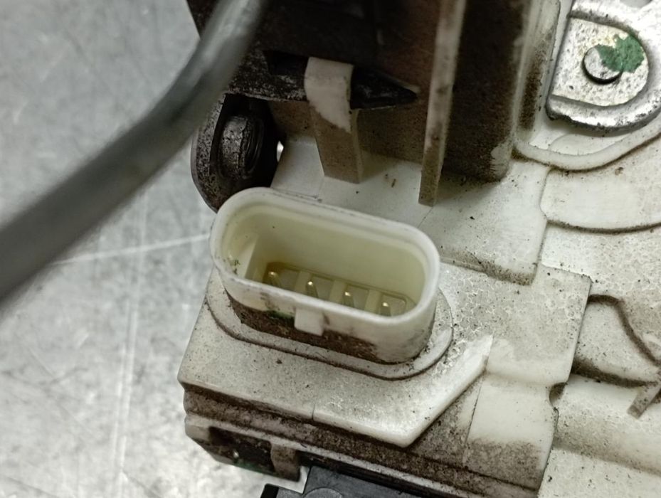 Fechadura / fecho porta frente direito MERCEDES-BENZ Classe B (W246, W