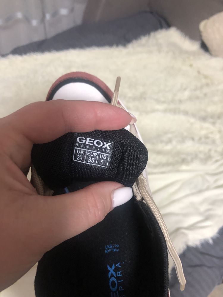 Кросівки Geox