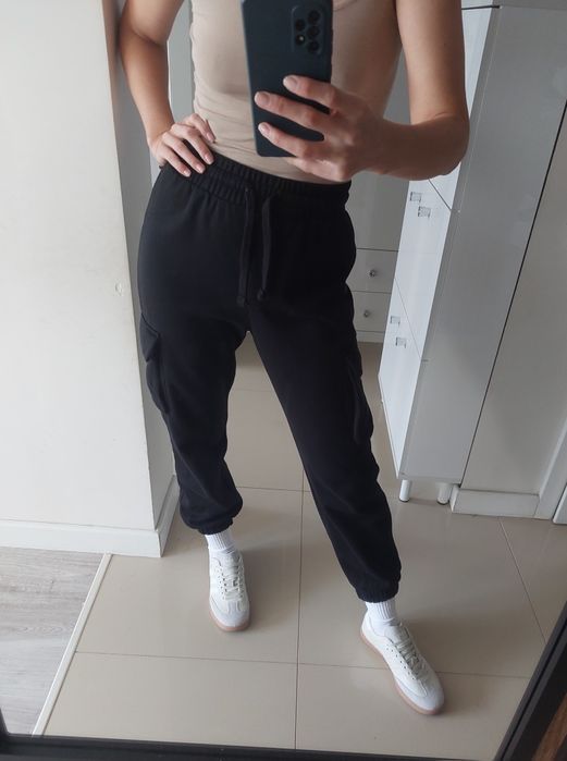 Czarne spodnie bojówki Zara rozmiar S