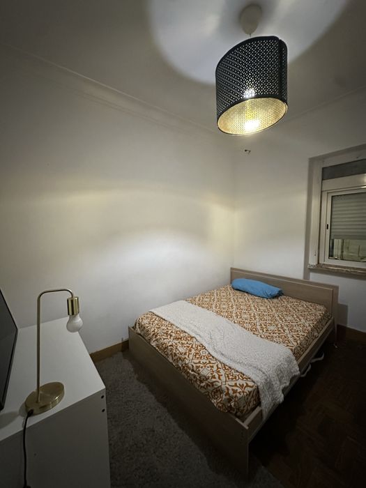 Quarto na pontinha linha azul 350 despesas incluidas