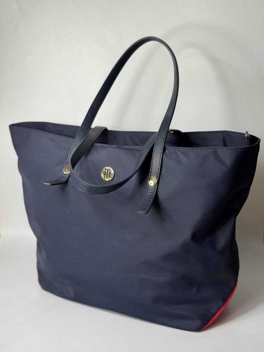 Сумка - Tommy City Tote Nylo AW0AW05451