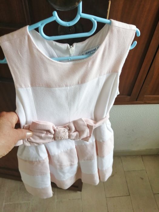 Vestido menina tamanho 5 anos mayoral