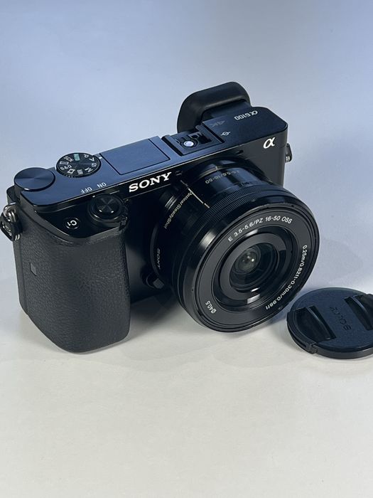 Camera Sony A6100 mirrorless