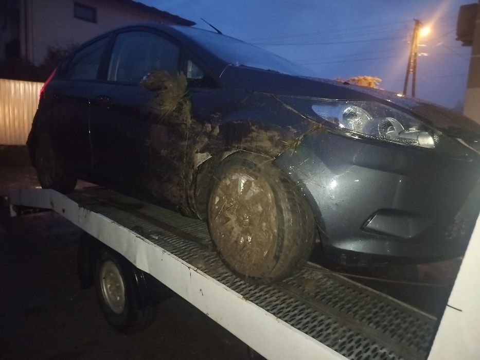 Auto holowanie pojazdów autolaweta tanio podkarpackie