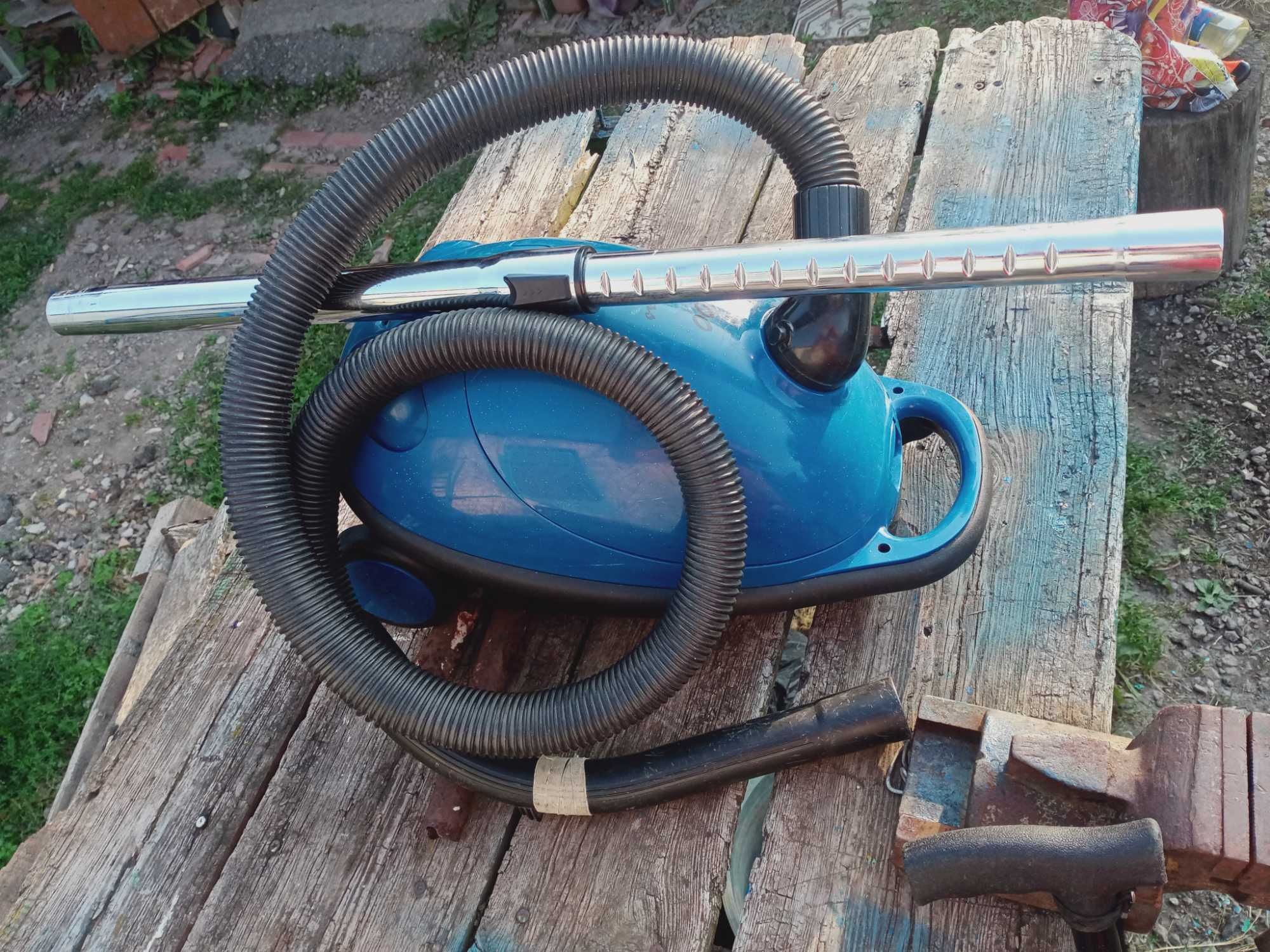 Пылесос, Сатурн  Атлас 1500w