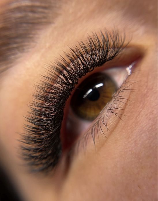 600 грн обьем до 6д Наращивание ресниц за полтора часа