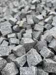 Kostka granitowa 4x6 cm Bohus siwy surowo łupana granit szwedzki bruk