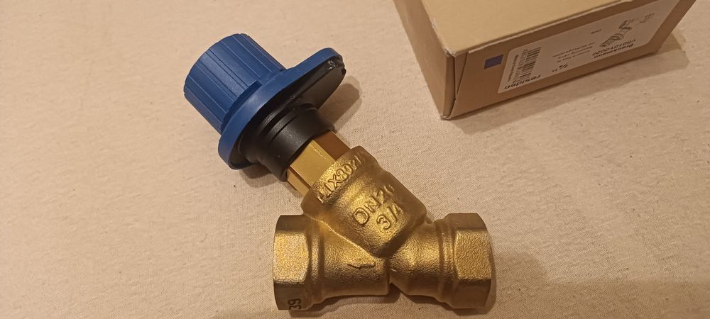 Zawór równoważący Honeywell Kombi 3 Plus NIEBIESKI DN20 (V5010Y0020)