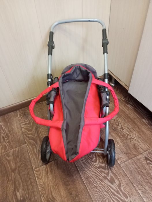 Коляска для кукол