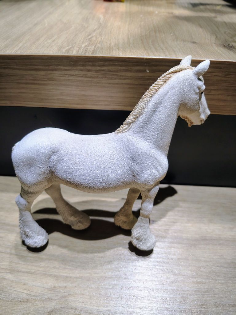 Schleich konik biały 3