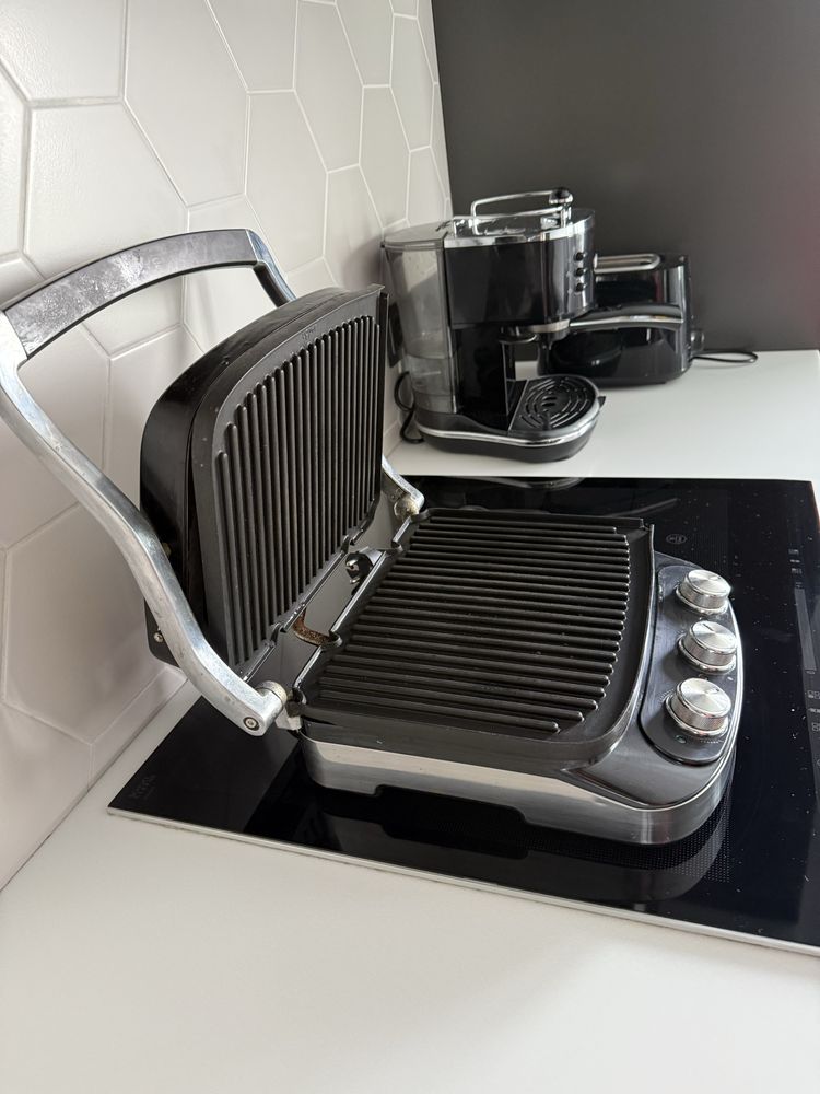Гриль DELONGHI CGH912BK для приготування страв