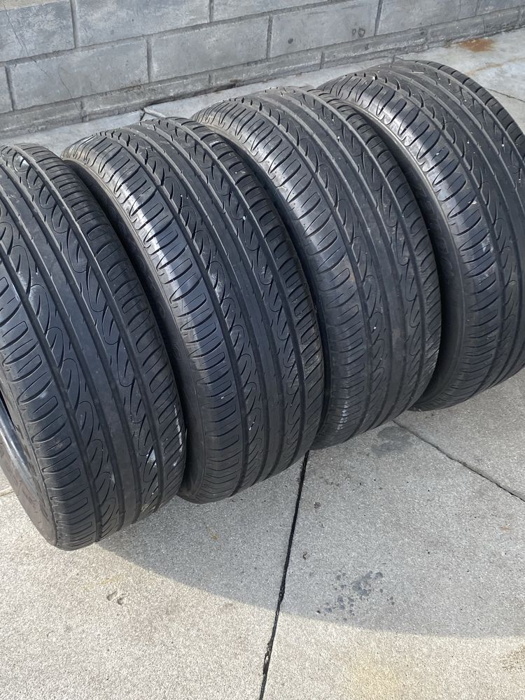 Продам коплект шин Firestone 205/55r16