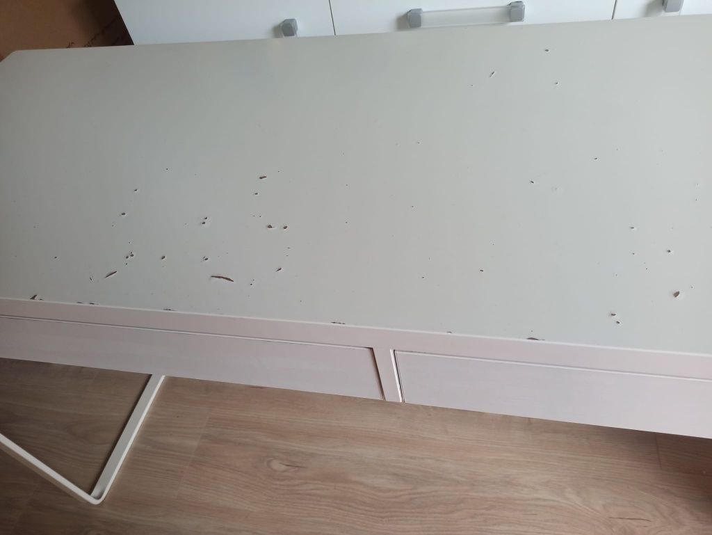 IKEA MICKE biurko 2 szuflady 142x75x50 - BIAŁY