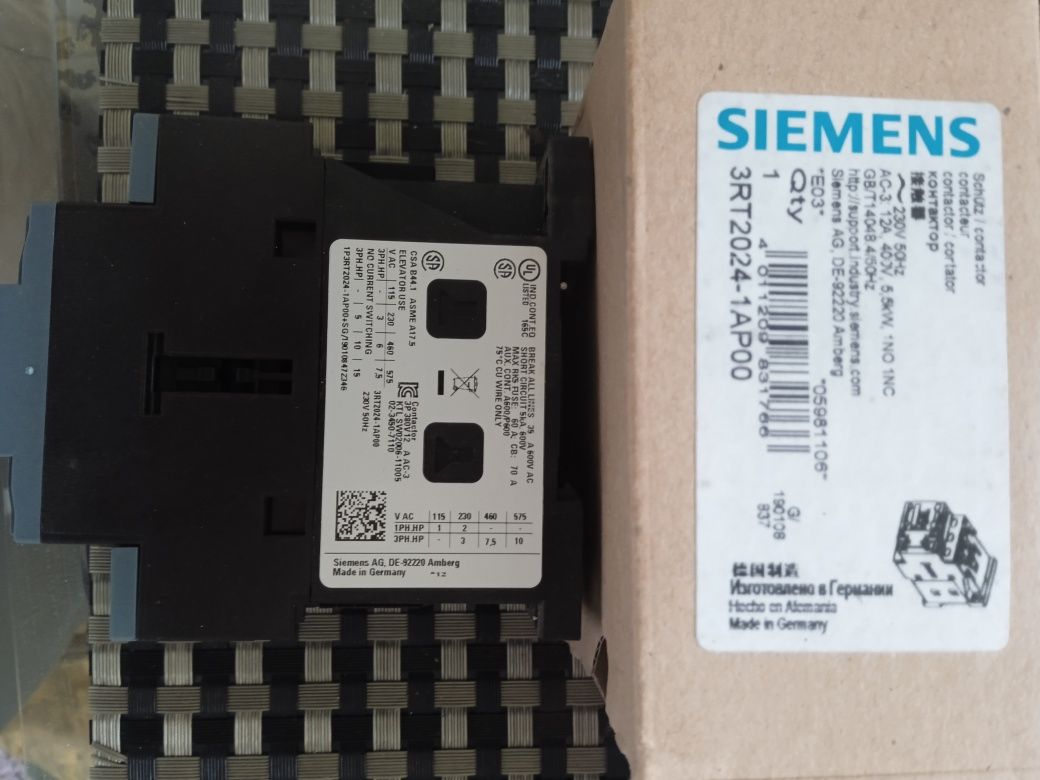 Контактор Siemens 3RT2024-1AP00