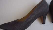Stilettos de Mulher Textura Brilhante Cinza