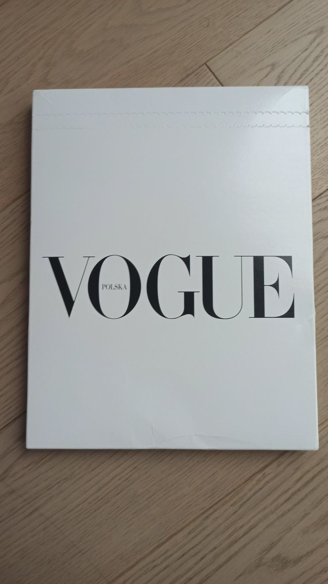 Vogue Polska nr 1,4-6 z 2018 roku 1 / 2018 limitowana edycja