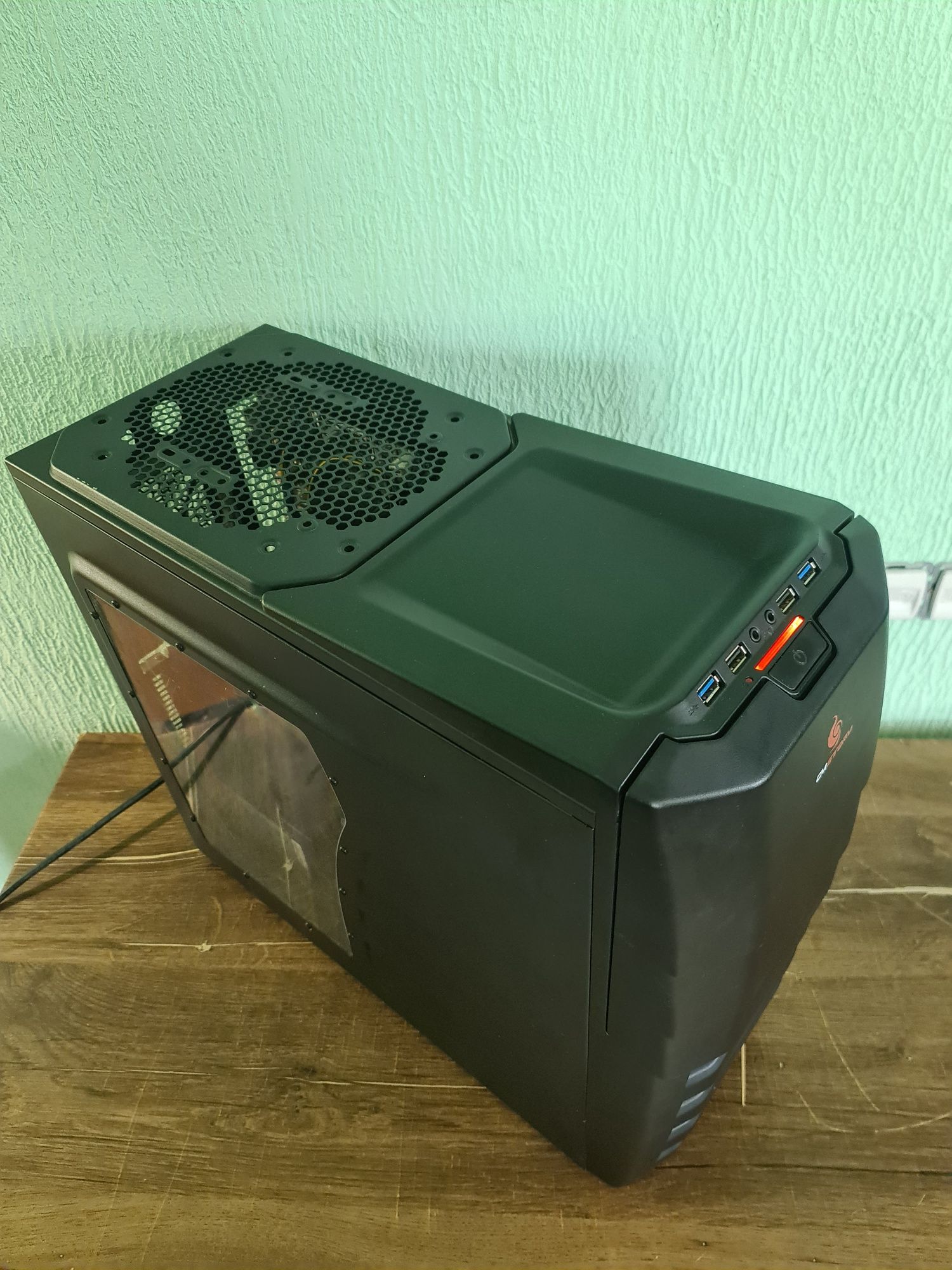 Ігровий комп'ютер Storm Master CM Storm