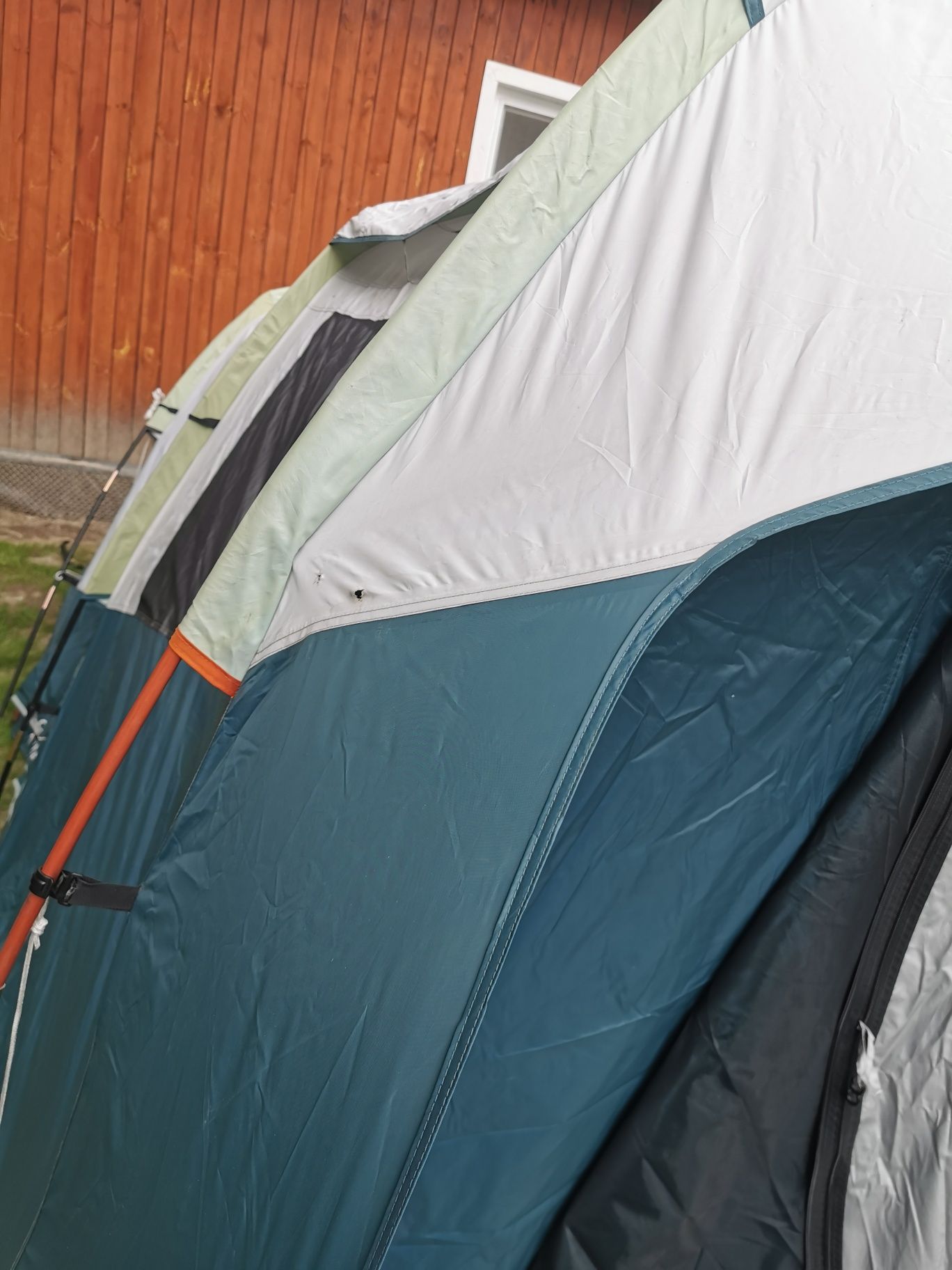 Namiot quechua Arpenaz 5.2 F&B