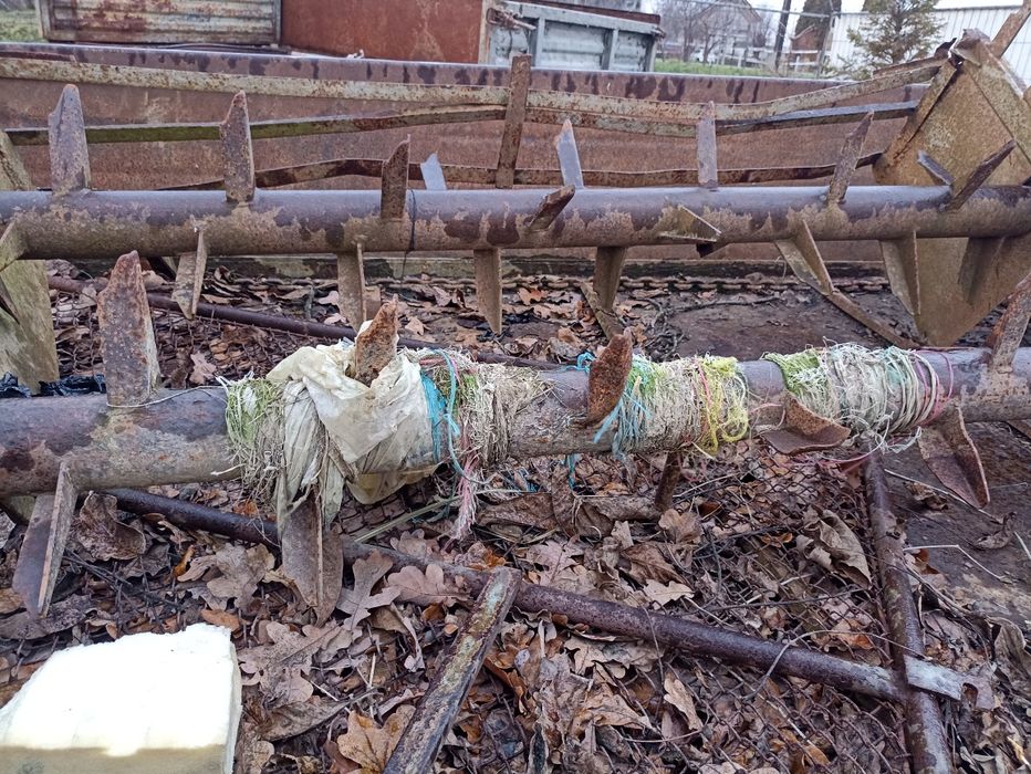 Części do maszyn rolniczych koparka , kosiarki bijakowe i t25