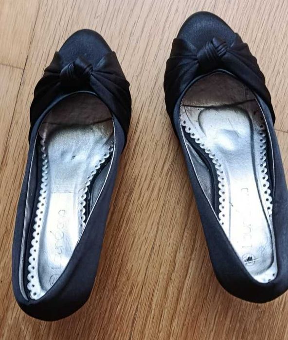 Sapatos Senhora nº37