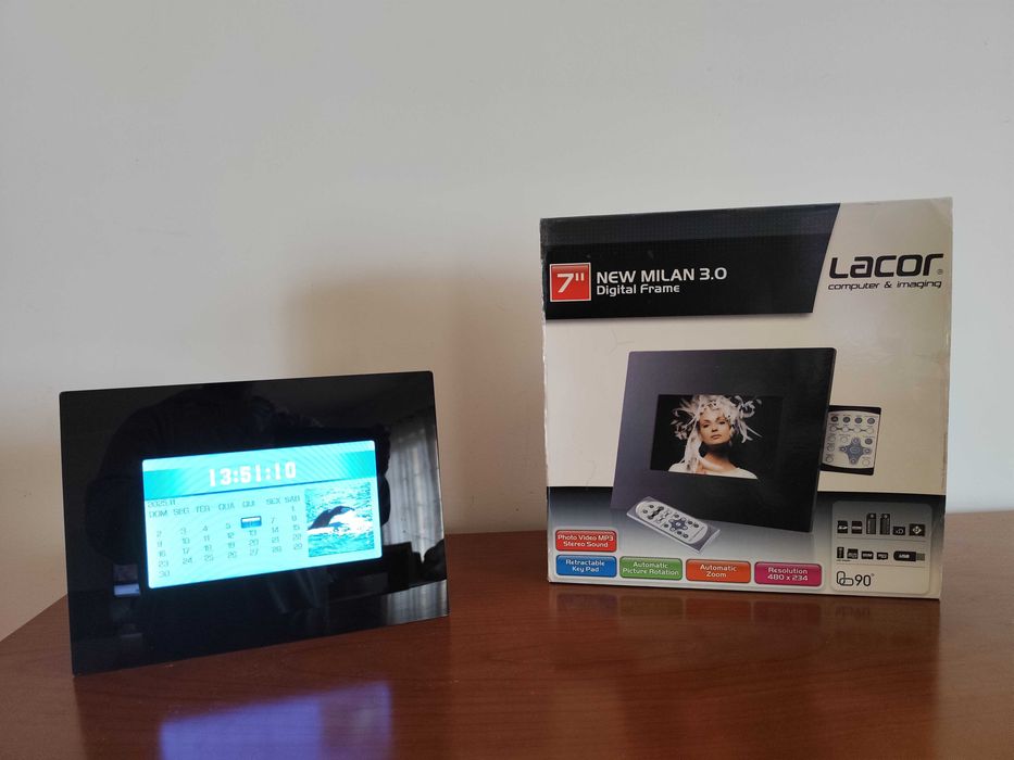 Moldura digital - Lacor New Milan 3.0 (7'')