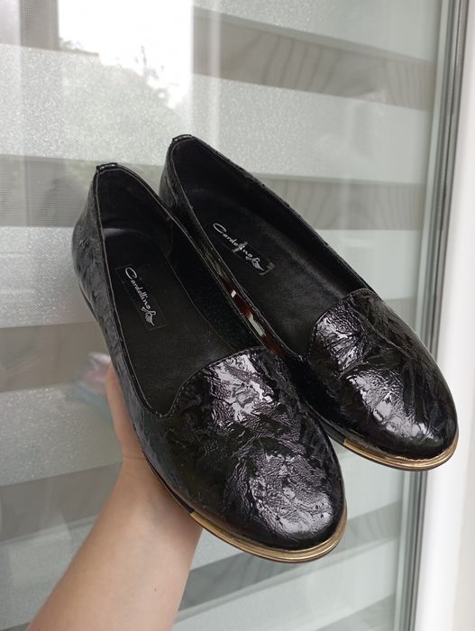 Лофери жіночі лак + натуральна шкіра