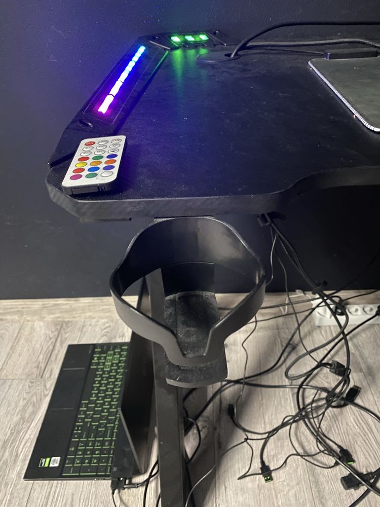 Biurko gamingowe MAD DOG RGB