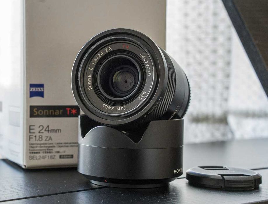 Obiektyw Sony SEL 24/1,8 Zeiss Sonnar T*